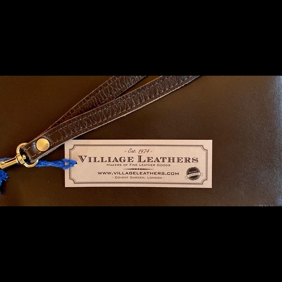 β¨ NWT Village Leathers Italian Leather Wristlet β Handmade in London! β¨ - Picture 5 of 5